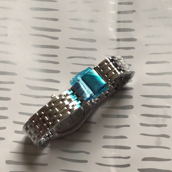 Watch - Picture 3 of 3